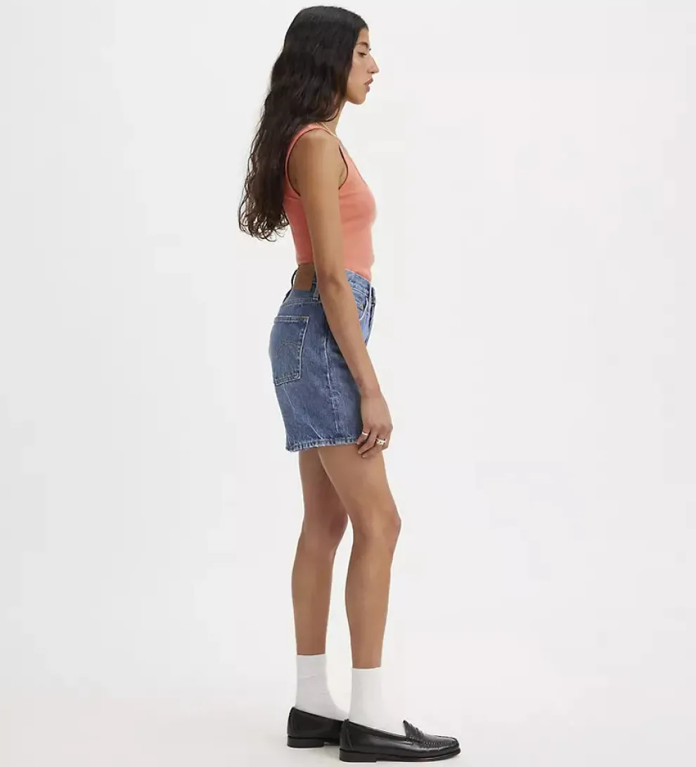 Levi's - Mid Thigh Short