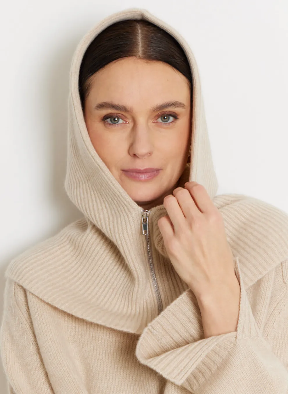 NOTSHY - Capuche à Zip