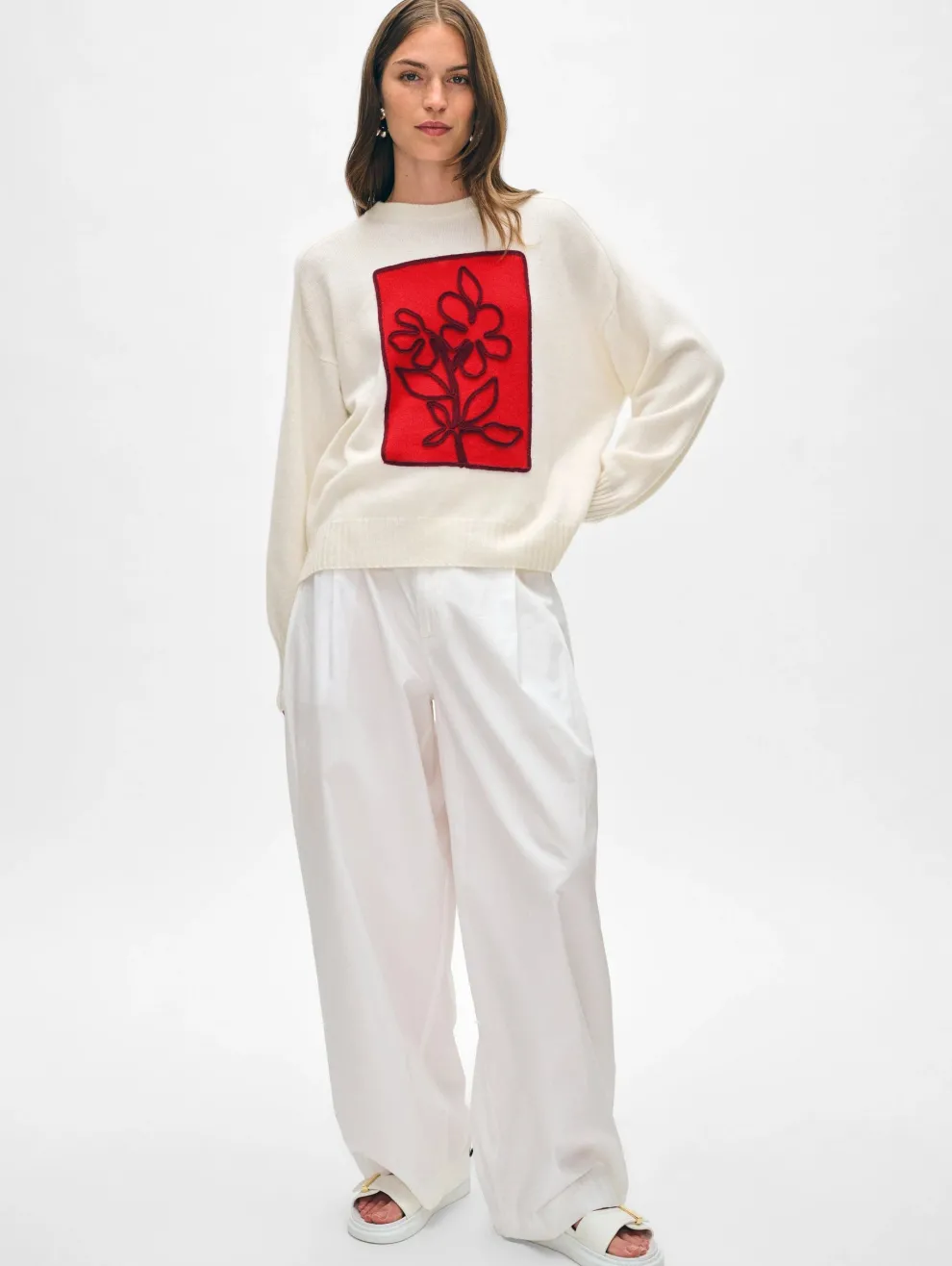 White + Warren - Cashmere Floral Applique Crewneck