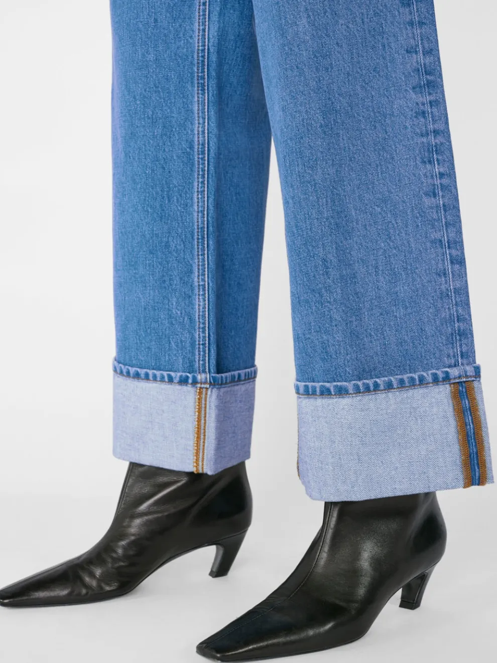 Frame - High Rise Wide Leg Jeans With Hem