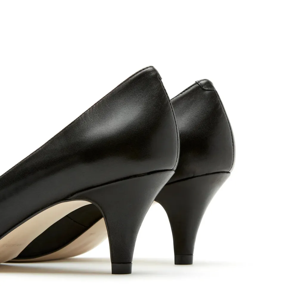 Sister x Soeur - Lexi